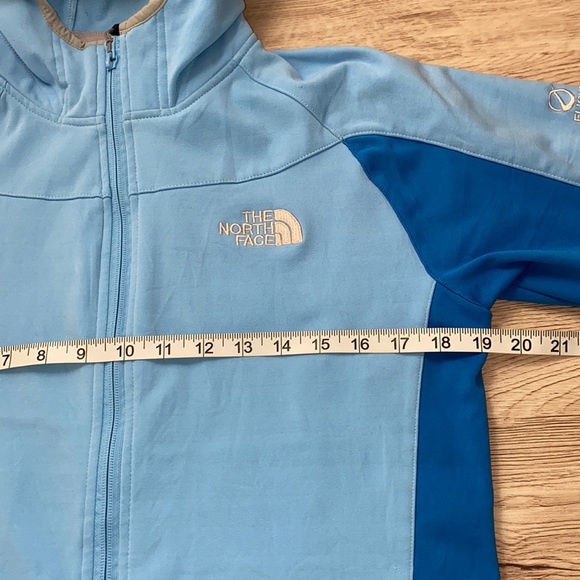 The North face women’s zip-up jacket. Size XL regular. W19, L24.5. 100%polyester - Picture 6 of 8
